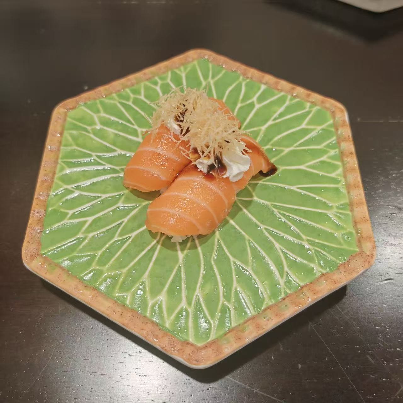 NIGIRI SALMON(QUESO KATAIFI)
