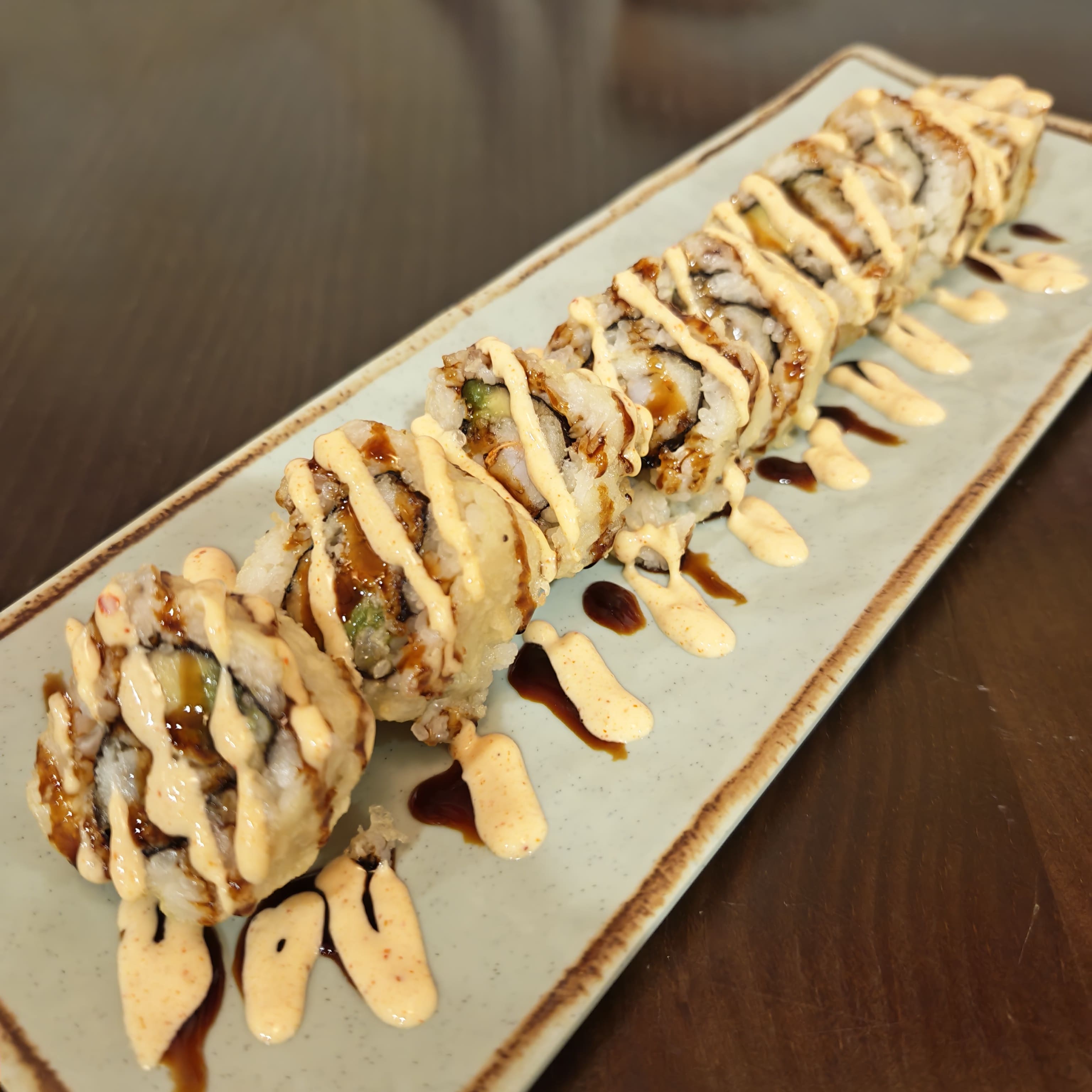 URAMAKI FRITO DE LANGOSTINO 8U